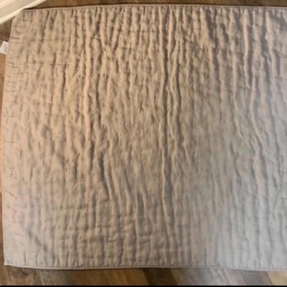 Restoration Hardware Light Gray Quilted Bedding - Picture 5 of 6